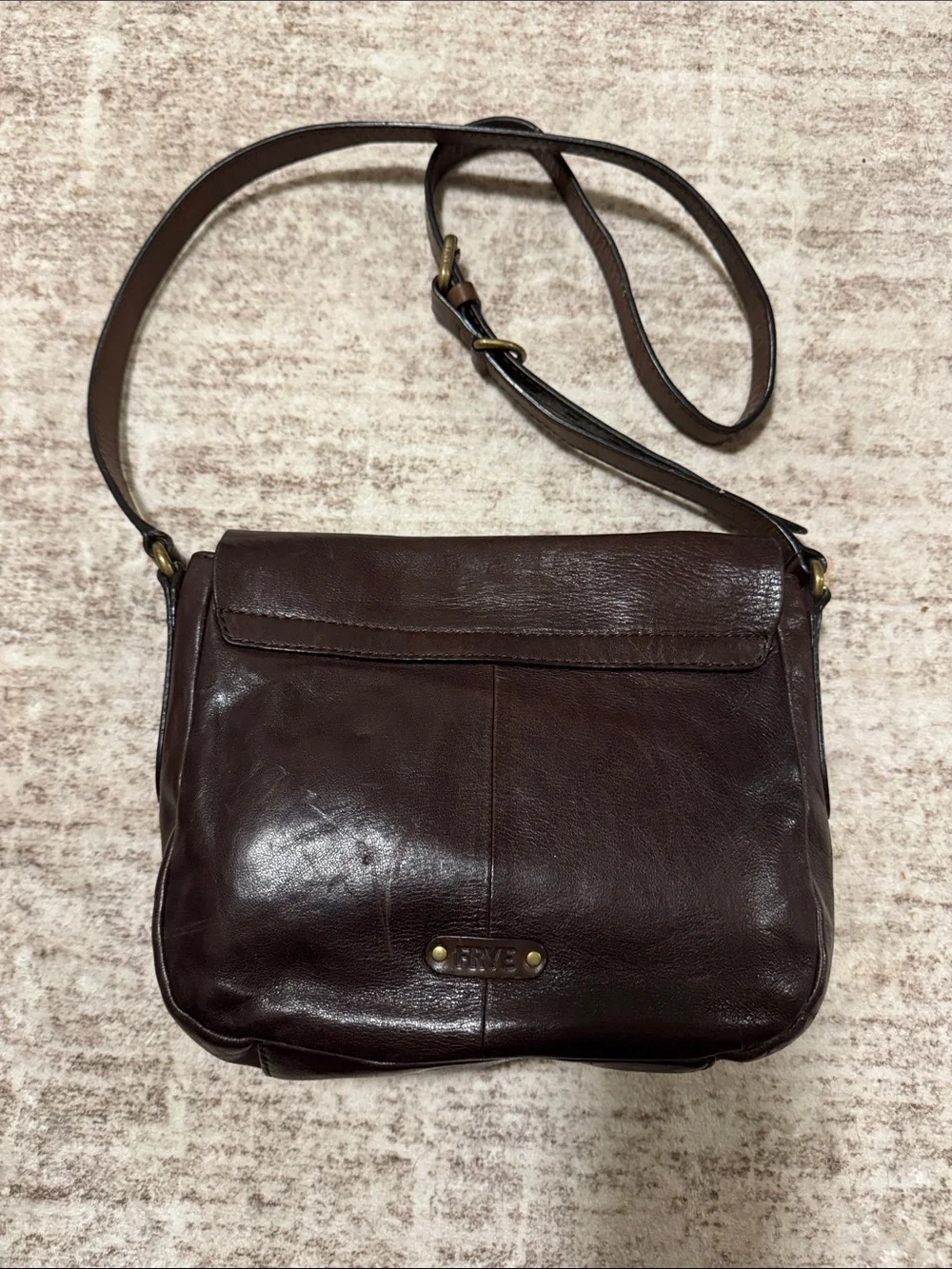 Frye Classic Brown Leather Crossbody Bag with Brass Ring Accent